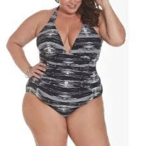 NWT Betty’s Beach Bungalow black & white tie neck halter 1 piece swimsuit, 24.